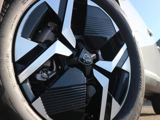 Peugeot 2008 1.2 Hybrid 145 GT / 360 Camera / Navigatie / Voorraad Voordeel / 5