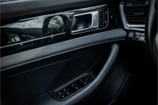 Porsche Panamera Sport Turismo 2.9 4 E-Hybrid 10 Years Edition  Krijt Stoelventilatie 21" Achterasbesturing Soft Close Panorama / 19