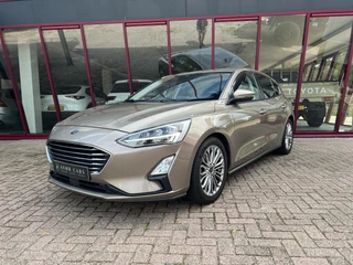 Ford Focus 1.0 EcoBoost Titanium Business  | Keyless | Cruise | Trekhaak | Camera | Stoel/Stuurverw. | B&O |