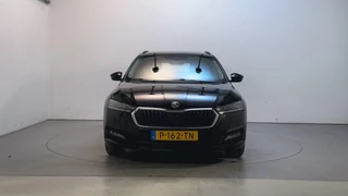 Škoda Octavia Combi 1.0 TSI 110pk Business Edition Navigatie Parkeersensoren App-Connect DAB+ / 16