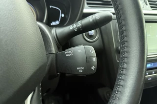 Renault Kadjar 1.2 TCe Limited | Apple carplay/Android auto | Cruise control | Keyless entry | Trekhaak | Parkeersensoren V+A | / 23