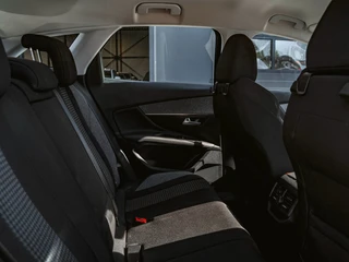 Peugeot 3008 1.2 PureTech Première | NAVI | CLIMA | PDC | / 8