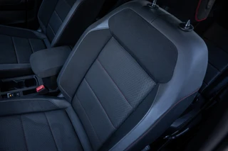 Volkswagen T-Roc 1.5 TSI Sport | Climate | Navi | Cruise | Camera | PDC / 35