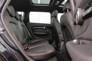 Mini Clubman 1.5 Cooper Richmond Park Edition | 1e eigenaar | Dealer onderhouden | Apple Carplay | Harman kardon | DAB | Keyless entry | Panoramadak | Sportstoelen | LED | PDC / 19