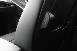 Kia Niro 1.6 GDi Hybrid DynamicLine  - Navigatie - Achteruitrijcamera - Apple & Android Carplay - Climate Control - Virena zekerheidspakket € 895,- / 57