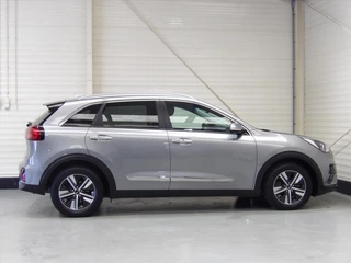 Kia Niro 1.6 GDi PHEV 141pk DCT6 DynamicPlusLine / 6