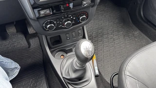 Dacia Duster 1.2 TCe 4x2 Blacksh Trekhaak | Airco | Camera | / 15