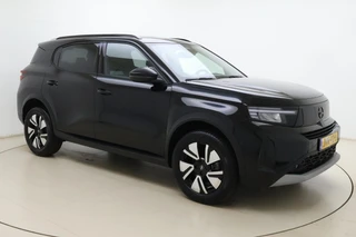 Opel Frontera 1.2 Turbo 145pk Hybrid Automaat GS 7 persoons | 8 Jaar speciale garantie | Navigatie | Stoel- en stuurverwarming | Verwarmbaar voorraam | Dakrails | Achteruitrijcamera | Climate control | 17" Lichtmetalen velgen / 9