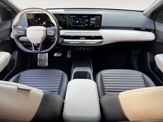 Kia EV4 Hatchback GT-Line Business Edition 81.4 kWh | Direct beschikbaar | Stoel-Stuur verwarming | Draadloos Apple Carplay - Android Auto | GT-Line Exterieur en Interieur Details | Kia Leiderdorp 071 760 06 00 / 16