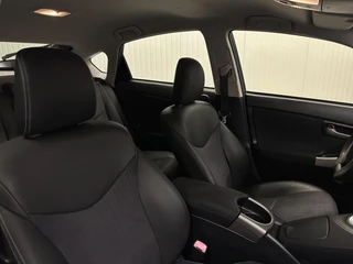 Toyota Prius 1.8 Plug-in Dynamic Business CAMERA NAVI ECC CRUISE TREKHAAK. / 17