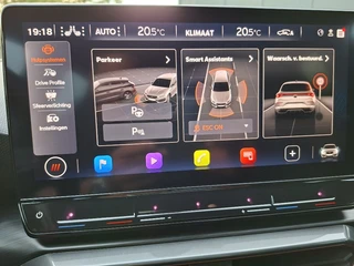 Cupra Leon 1.5 eTSI Business Intense AUT.* Navigatiesysteem * Elektrische stoelen met memory * Parkeercamera * / 40