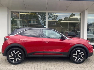 Opel Mokka-e Elegance 50-kWh | Navigatie | 100kW snelladen | Adaptieve Cruise Control | Climate Control | Achteruitrijcamera | Two Tone / 4