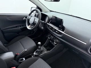 Kia Picanto 1.0 GDi DynamicPlusLine  Navigatie - Achteruitrijcamera - Apple & Android Carplay -Cruise control- LM Velgen Nieuw uit  voorraad leverbaar / 39