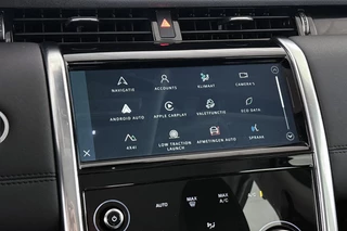 Land Rover Discovery Sport P300e 1.5 S / 15