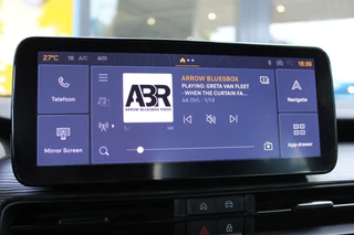 Jeep Avenger 1.2 Longitude  | JBL Audio | Adaptieve cruise | Keyless / 33