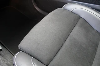 Volvo XC40 2.0 B4 R-Design  | Harman Kardon | Trekhaak | Memory | Adaptieve Cruise | Elektr. Achterklep / 31