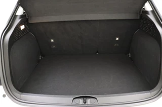 Fiat 500 X 1.5 Hybrid 130pk Sport Cabrio | Navigatie | Achteruitrijcamera | Apple Carplay/Android Auto | Climate control | Cruise control | LED lampen | Parkeersensoren | 18" Lichtmetalen velgen / 4