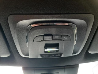 Toyota Corolla Cross 2.0 HYBRID FIRST EDITION BLIND-SPOT ELEK-ACHTERKLEP KEYLESS LM-VELGEN PARK-SENSOREN APPLE/ANDROID STOELVERW DRAADLOOS-LADEN AD-CRUISE BLUETOOOTH DAB+ / 27
