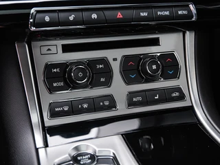 Jaguar XF 2.2d R-Sport Schuifdak | Xenon | Keyless | Leder/Alcantara | Camera | Stoelverwarming | Meridian | PDC v+a / 9