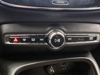 Volvo XC40 1.5 T4 Plug-in hybrid Core Recharge | Elek. Kofferklep | Apple Carplay | Climat/Control | Cruise/Control | / 33