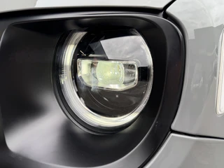Jeep Renegade 4xe 240 Plug-in Hybrid Electric Trailhawk (Navigatie - LED - Keyless Entry - Parkeersensoren V+A - Automatische Airco - 4WD - 17" incl 4S - Dodehoek detectie) / 31