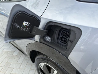 Opel Mokka Electric GS 54 kWh | Climate control | Navigatie | Verwarmbaar stuur | Elektrisch Pakket | Camera | Parkpilot | 18" LM-Velgen | Parkpilot / 19