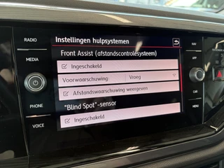 Volkswagen Polo 2.0 TSi 200pk GTi DSG 5-drs  SCHUIFDAK/BEATS/KEYLESS/CAMERA/DODEHOEK/1E EIGENAAR! / 25