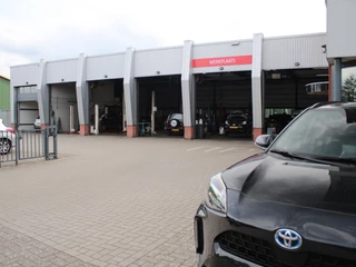Suzuki Swift 1.2 Select Smart Hybrid / 32