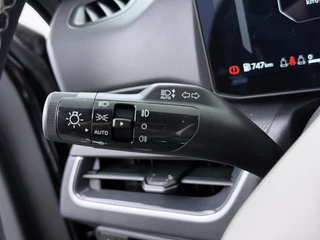 Kia K4 1.0 T-GDi MHEV GT-Line Launch Edition (pano) - Schuif/kantel dak - Stoel/stuurverwarming - AppleCarplay - Android Auto - 7 jaar of 150.000km fabrieksgarantie / 23