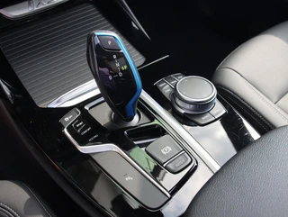 BMW iX3 High Executive 80 kWh| Panoramadak | SOH 93,7% / 47