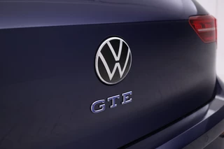 Volkswagen Golf 1.4 eHybrid GTE  Panorama, Apple carplay, Navigatie / 13