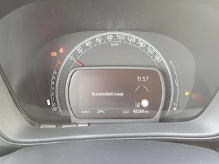 Toyota Aygo X Play AIRCO CAMERA AD-CRUISE APPLE/ANDROID NL-AUTO / 9