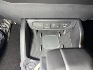KIA K4 Sportswagon 1.0 T-GDi MHEV 115pk DCT7 GT-Line Launch Edition (schuifdak) / 16