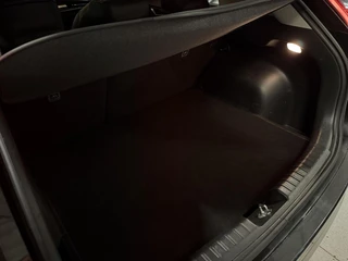 Kia Niro 1.6 GDi Hybrid DynamicLine Camera Adaptive Cruise / 42