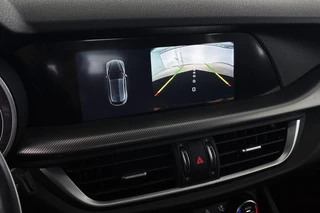 Alfa Romeo Stelvio 2.0T 280pk AWD Veloce Carplay Adaptieve Cruise Leder Memory / 16
