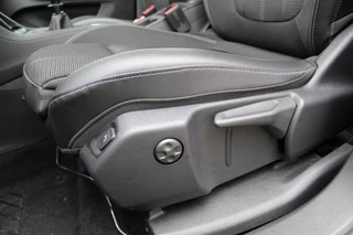 Opel Grandland 1.2T 130PK  | Winterpack | Cruise control | Bluetooth | Parkeersensoren / 28