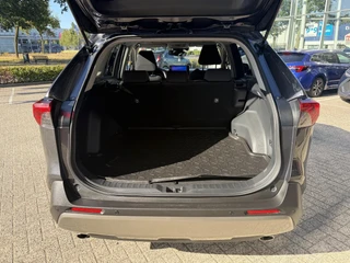 Toyota RAV4 2.5 Hybrid AWD Dynamic 4S-BANDEN EL-SPIEGELS CAMERA PARK-SENSOREN APPLE/ANDOID STOELVERW CLIMA / 28
