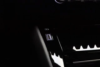 Peugeot 208 1.2T 100pk GT | Demo | Navigatie | Climate & Cruise Control | 3D-Cockpit | Parkeersensoren | Camera / 31