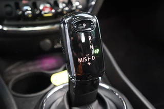 MINI Clubman Mini 2.0 Cooper S ALL4 Chili  Cruise/Climate Panoramadak Automaat 24 Maanden garantie* (Vraag naar de voorwaarden) / 15