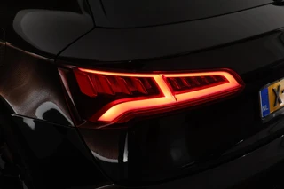 Audi Q5 50 TFSI e 299pk quattro S edition Trekhaak Virtual Cockpit Led Keyless ACC Stoelverwarming 2x S-Line / 50