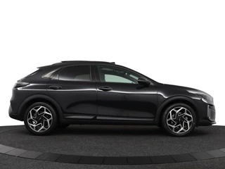 Kia XCeed 1.5 T-GDi GT-Line  - Automaat - Panorama dak - Stoel/Stuur verwarming - Navigatie - Climate Control - Achteruitrijcamera - Elektrische Achterklep - Fabrieksgarantie tot 01-2032 / 10