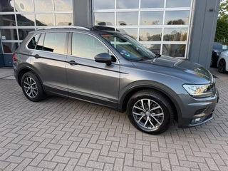 Volkswagen Tiguan 1.5 TSI ACT Highline Business R / Pano / 2x Massage / ACC / Trekhaak / Zeer kompleet ! / 7