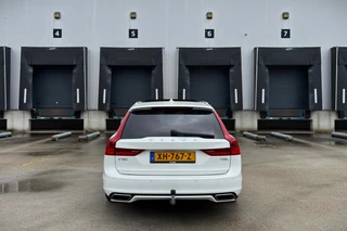 Volvo V90 2.0 T4 R-DESIGN | POLESTAR 210pk | PANORAMA | TREKHAAK | STANDKACHEL | CAMERA / 8