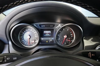 Mercedes-Benz GLA 180 SPORT EDITION Leer-Camera-Navi- ALL IN PRIJS / 17