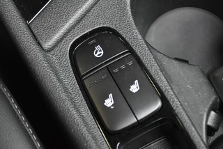 KIA Niro 1.6 GDi Hybrid ExecutiveLine |Schuifdak / 29