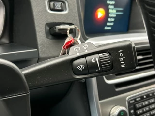 Volvo V60 1.5 T2 Summum | Origineel NL | Pano/dak | Trekhaak | Camera | Leder | Stoelverwarming | / 13