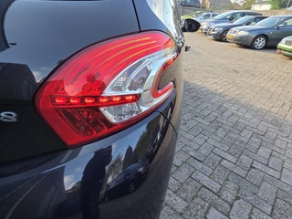 Peugeot 208 1.2 e-VTi Style NAVI TEL PDC CRUISE CONTROL / 6