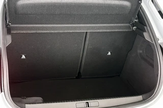 Lancia Ypsilon 1.2 Turbo Hybrid 110pk / 10