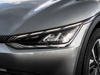 Kia EV6 Light 77.4 kWh | SOH 100% | Trekhaak | ACC | Camera | LED | Keyless | Navigatie | Apple Carplay/Android Auto | Dealeronderhouden | 19" / 39