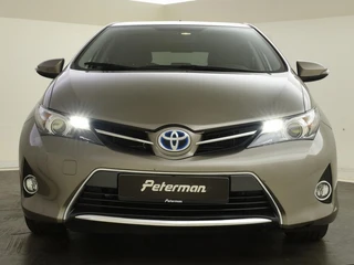 Toyota Auris 1.8 Hybrid Comfort | Navigatie | Trekhaak | Climatronic / 18